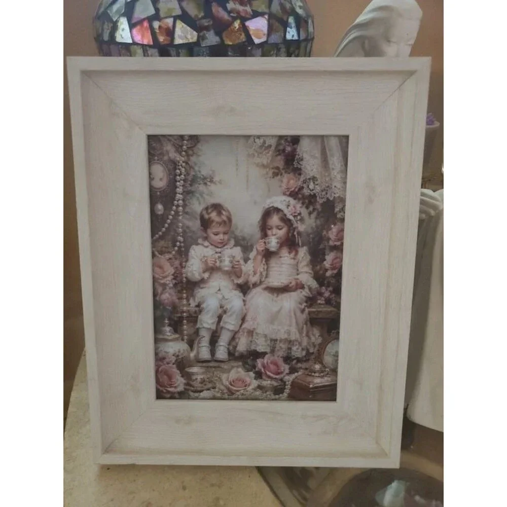 N/A charming vintage